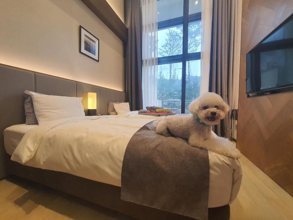 Pyeongchang Ramada Hotel&Suite by Wyndham Bagian luar foto