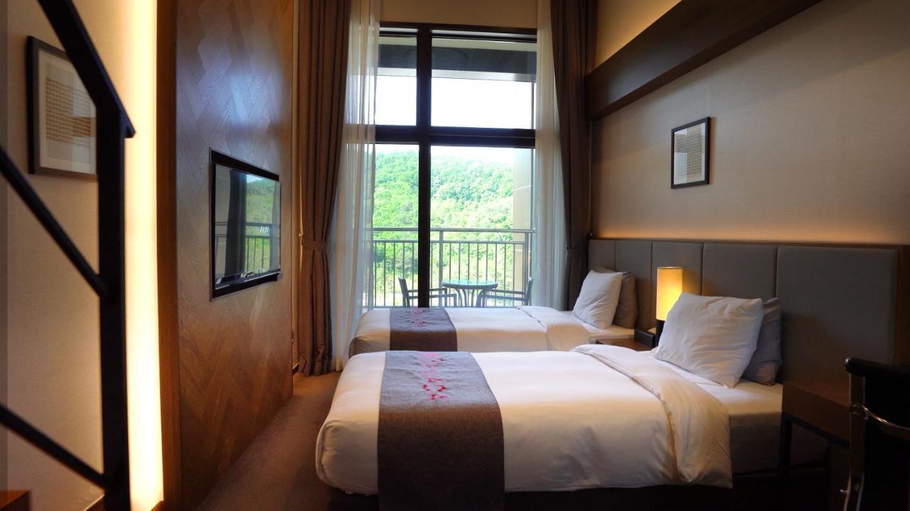 Pyeongchang Ramada Hotel&Suite by Wyndham Bagian luar foto