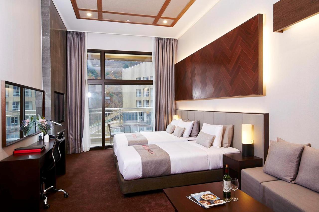 Pyeongchang Ramada Hotel&Suite by Wyndham Bagian luar foto
